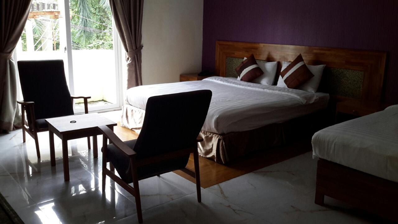 Hotel 9 Mile Rangoon Buitenkant foto